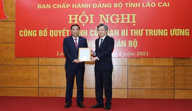 Công bố Quyết định của Ban Bí thư về công tác cán bộ tại Lào Cai ảnh 1