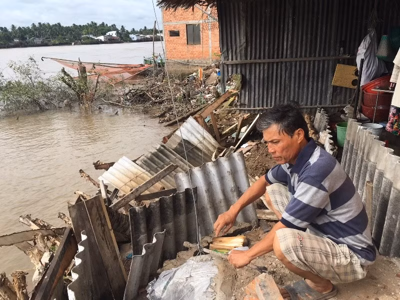 Bến Tre công bố khẩn cấp tình trạng sạt lở sông Mỏ Cày ảnh 2