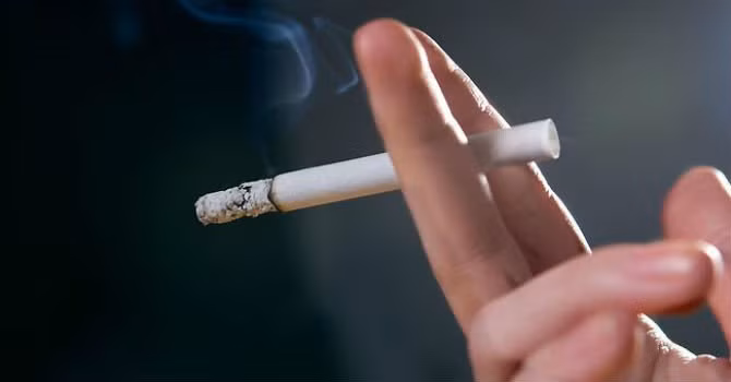 Những người bị rối loạn sử dụng chất gây nghiện dễ mắc bệnh COVID-19 hơn ảnh 1