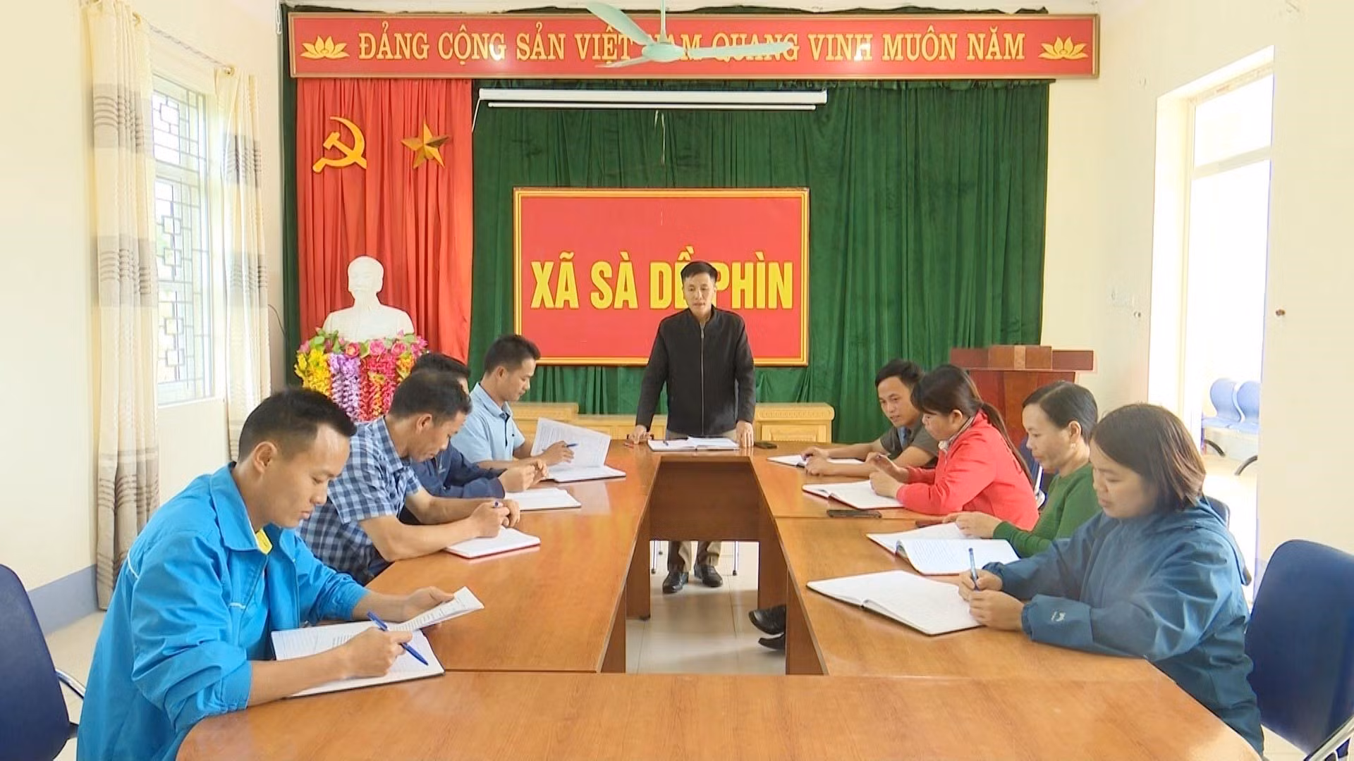 Học và làm theo Bác: Những " Đảng viên đi trước" ở Lai Châu ảnh 3 Học và làm theo Bác: Những " Đảng viên đi trước" ở Lai Châu ảnh 3