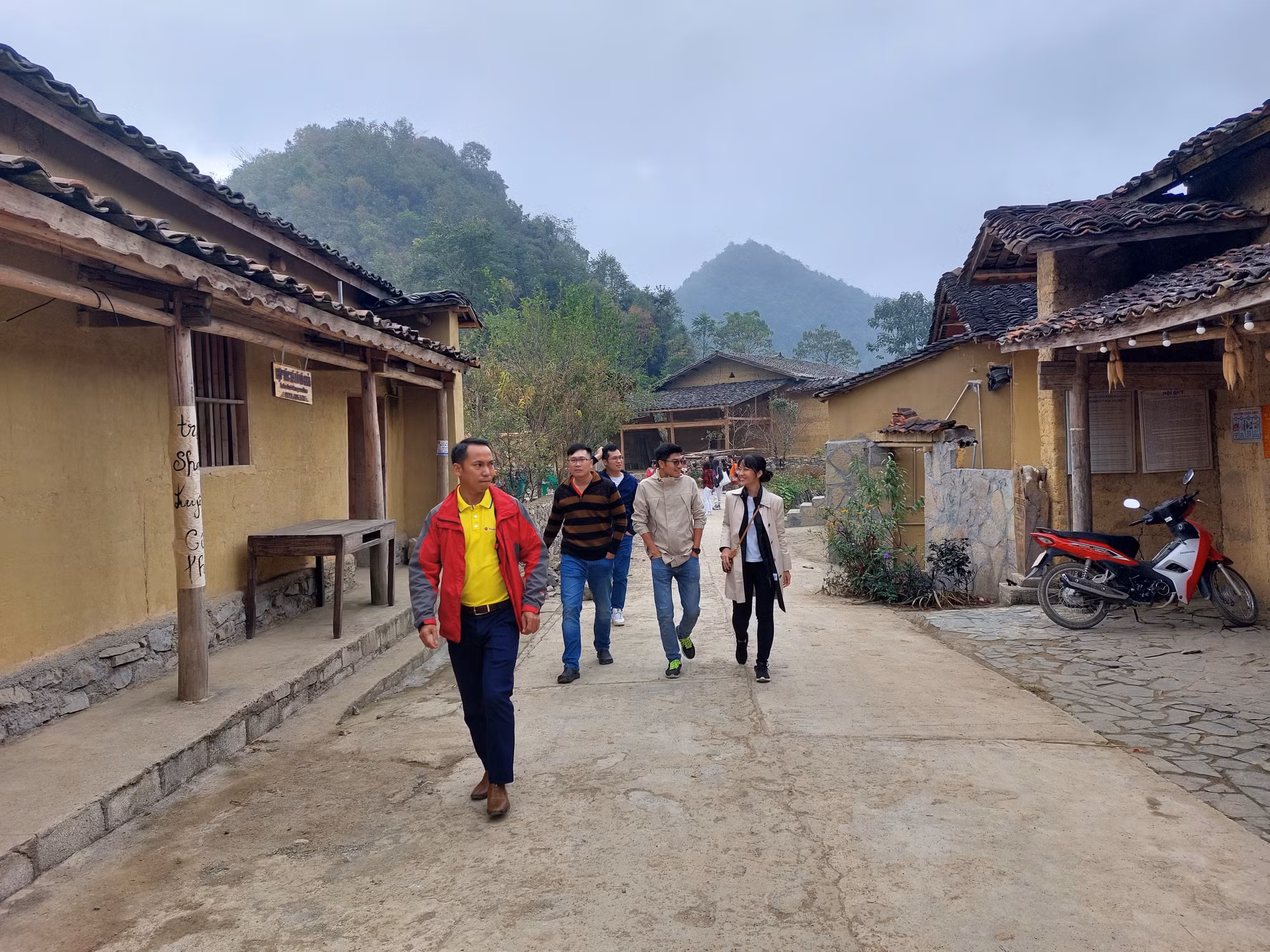 Liên kết khai thác lợi thế, phát triển bền vững du lịch Hà Giang ảnh 3