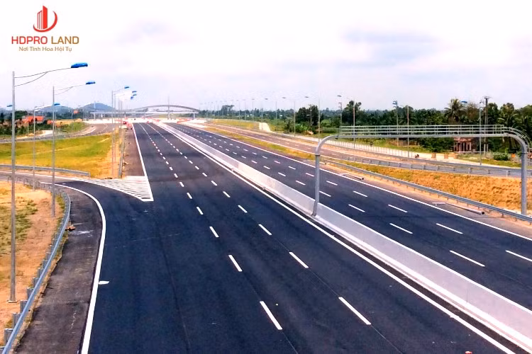 Hoàn thành cao tốc Dầu Giây - Liên Khương trong giai đoạn năm 2023 - 2026 ảnh 1