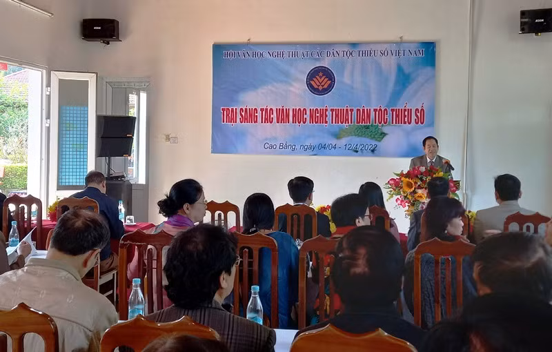 Khai mạc Trại sáng tác tác phẩm văn học nghệ thuật đề tài dân tộc thiểu số ảnh 1