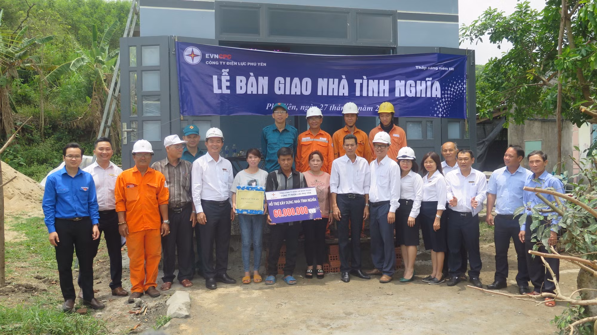Phú Yên: Tạo động lực cho hộ nghèo vươn lên ảnh 1