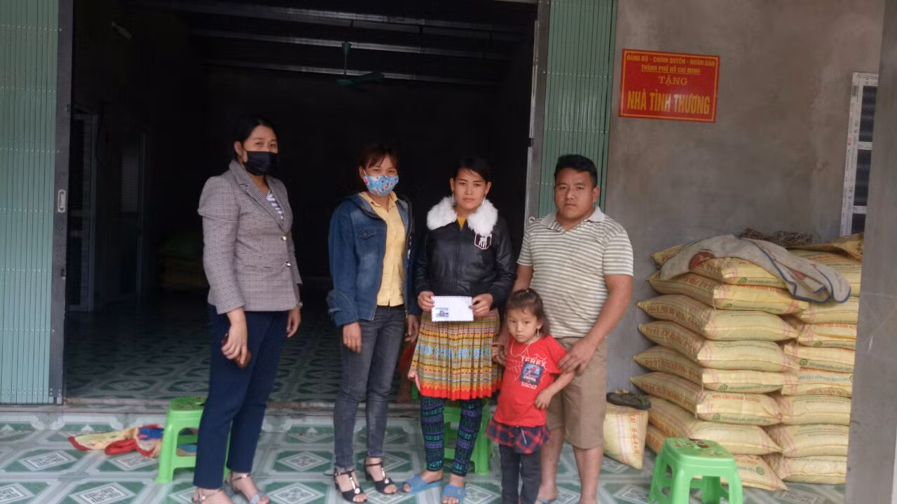 Chị Nguyễn Thị Hà vượt khó làm giàu ở xã biên giới Bản Lầu 