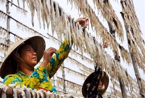 Thơm lừng hương vị cá khoai Cái Đôi Vàm ảnh 4