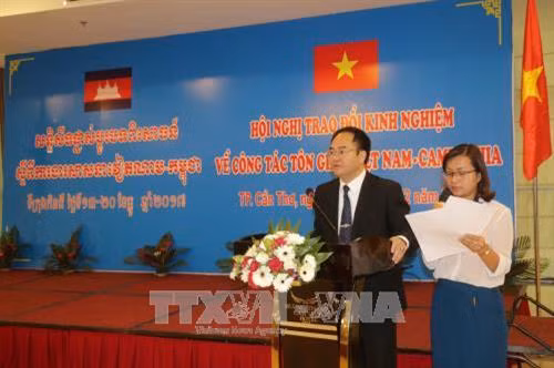 Ông Vũ Chiến Thắng, Trưởng Ban Tôn giáo Chính phủ Việt Nam phát biểu. Ảnh: Ngọc Thiện- TTXVN