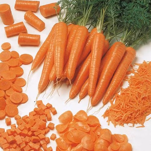 Theo Đông Y, cà rốt là thực phẩm tính lạnh, vì thế những người cơ thể yếu không nên ăn nhiều cà rốt nếu không sẽ càng bị lạnh.