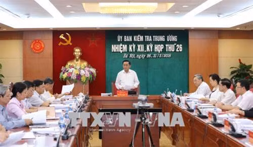 Đồng chí Trần Cẩm Tú, Bí thư Trung ương Đảng, Chủ nhiệm Ủy ban Kiểm tra Trung ương chủ trì kỳ họp. Ảnh: Phương Hoa - TTXVN