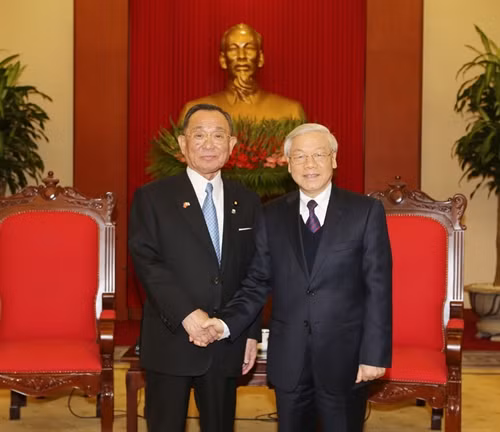 Chiều 8/12/2015, tại Trụ sở Trung ương Đảng, Tổng Bí thư Nguyễn Phú Trọng tiếp Chủ tịch Thượng viện Nhật Bản Yamazaki Masaaki sang thăm chính thức Việt Nam. Ảnh: Trí Dũng-TTXVN