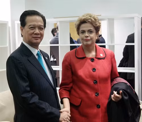 Thủ tướng Chính phủ Nguyễn Tấn Dũng gặp Tổng thống Brazil Dilma Rousseff. Ảnh: TTXVN phát