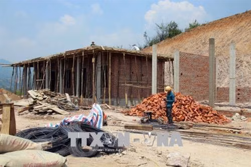 Các hạng mục xây dựng cơ bản của dự án đều chưa hoàn thành. Ảnh: Diệp Anh - TTXVN