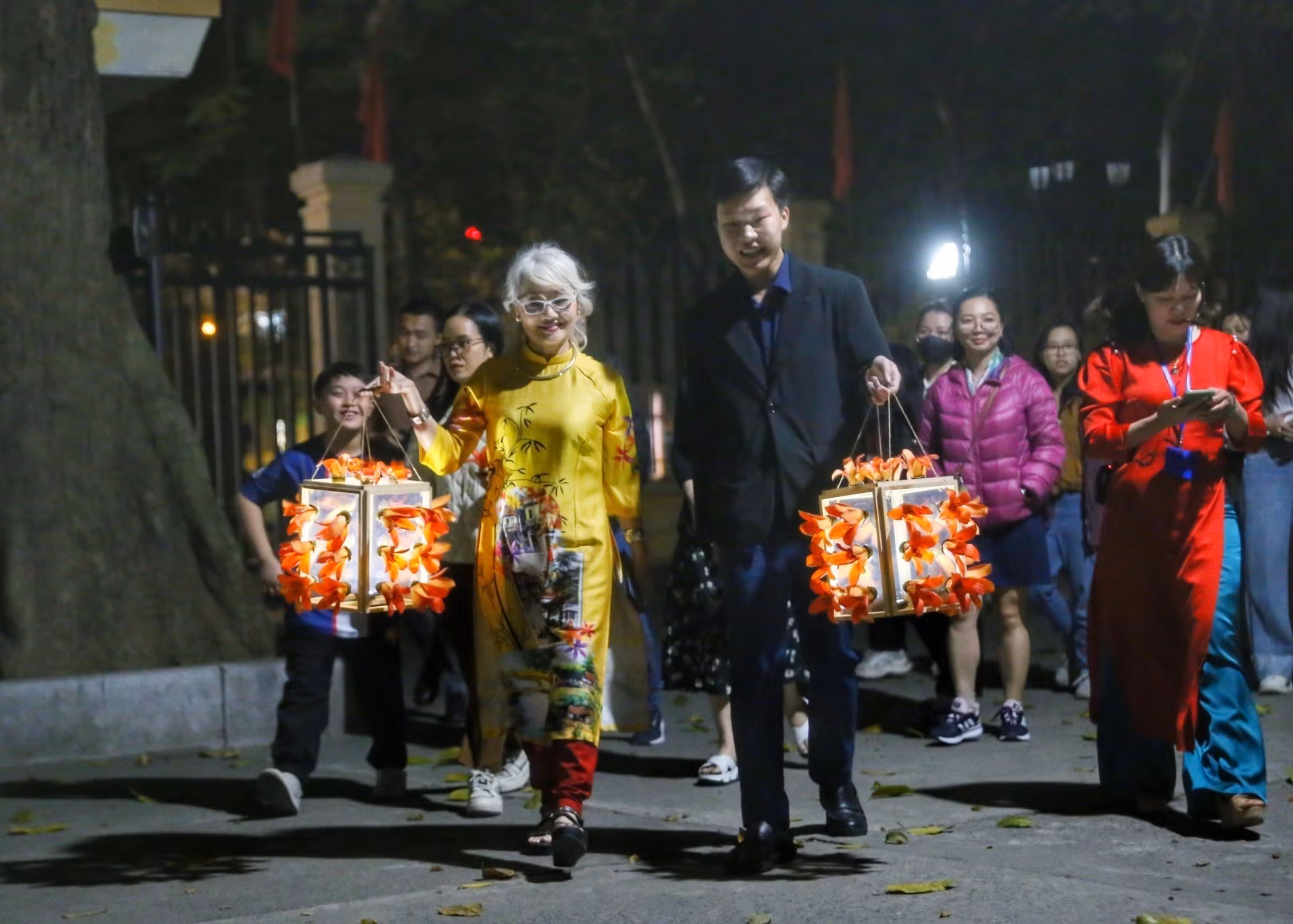 Chương trình du lịch "Bác Cổ - Mùa hoa gạo" ảnh 8