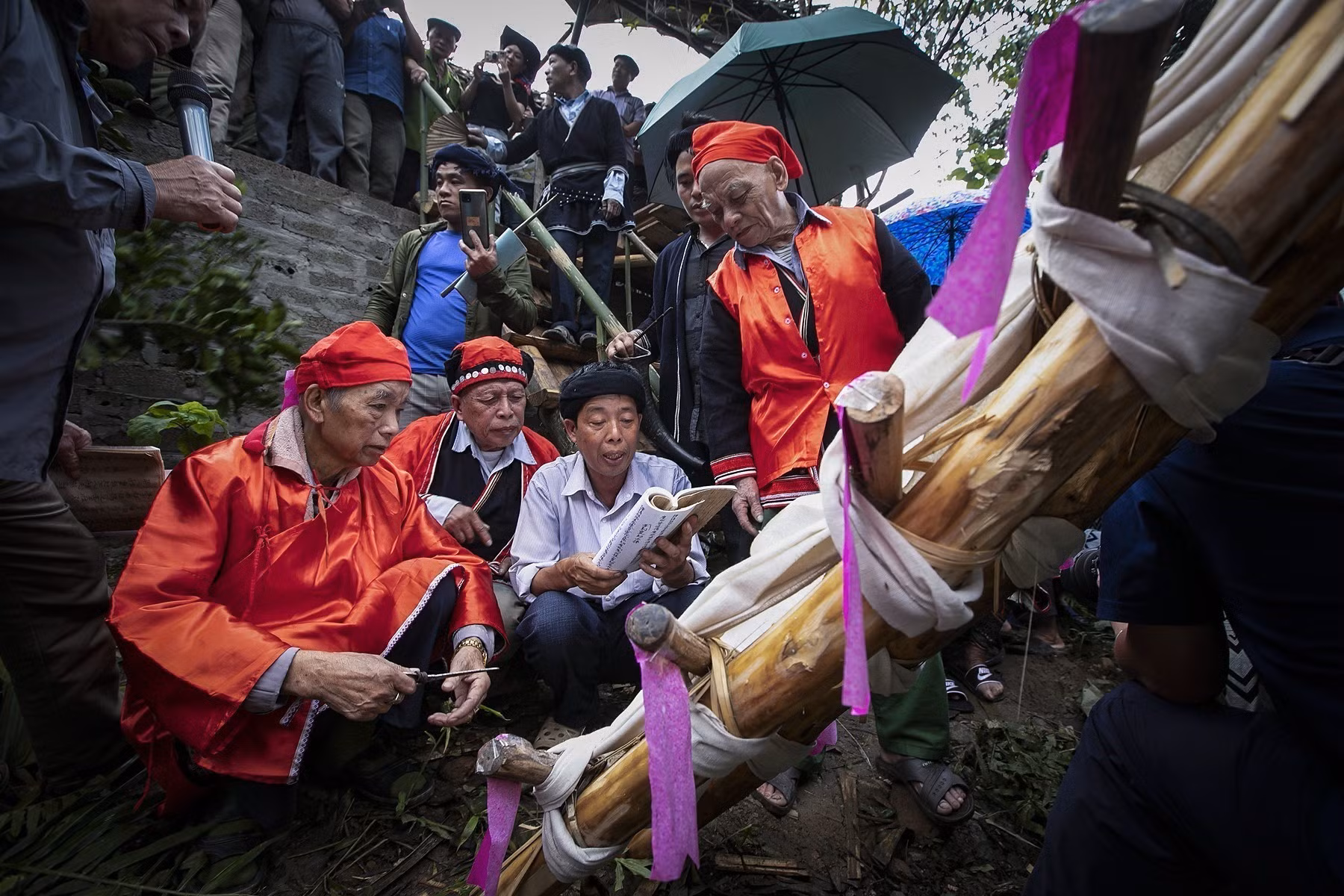 Lễ “Đám chay” - Nghi lễ quan trọng và độc đáo của người Dao Tiền ở Hoà Bình ảnh 12