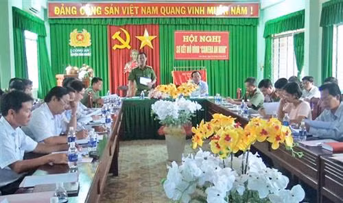Ban Chỉ đạo phòng chống tội phạm, tệ nạn xã hội và xây dựng phong trào Toàn dân bảo vệ an ninh Tổ quốc huyện Cần Giuộc, tỉnh Long An tổ chức hội nghị sơ kết mô hình "Camera an ninh" vào trung tuần tháng 9/2016. Nguồn: "Báo Long An online"