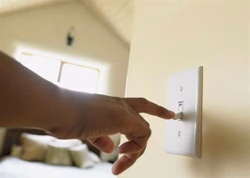 Mẹo dùng bình nóng lạnh thoải mái mùa đông mà vẫn tiết kiệm tối đa tiền điện ảnh 1
