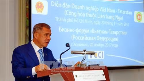 Tổng thống CH Tatarstan R.N.Minnikhanov phát biểu tại Diễn đàn. Ảnh: Thế Anh-TTXVN