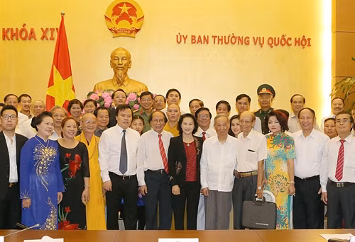 Chủ tịch Quốc hội Nguyễn Thị Kim Ngân và các đại biểu. Ảnh: Trọng Đức – TTXVN