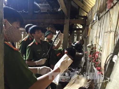Bắt giữ nghi can giết chết 3 con đẻ ở Hà Giang ảnh 2