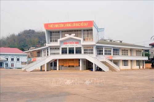 Nhà Thiếu nhi tỉnh Sơn La tạm dừng các hoạt động vui chơi trẻ em, CLB văn hóa văn nghệ, đi bộ và thể dục thể thao đến hết ngày 15/4/2020. Ảnh: Quang Quyết-TTXVN