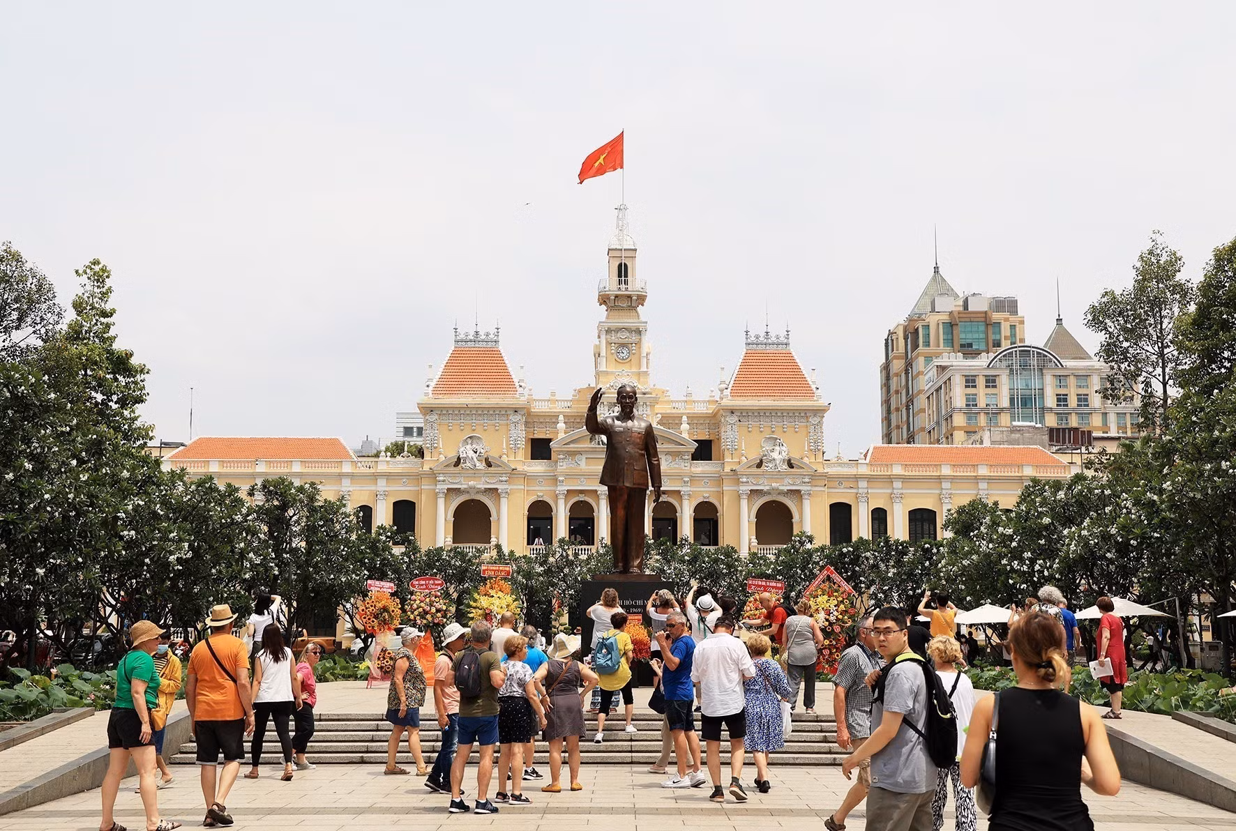 Du lịch chuẩn bị đón cơ hội “vàng” thu hút khách quốc tế đến Việt Nam ảnh 1