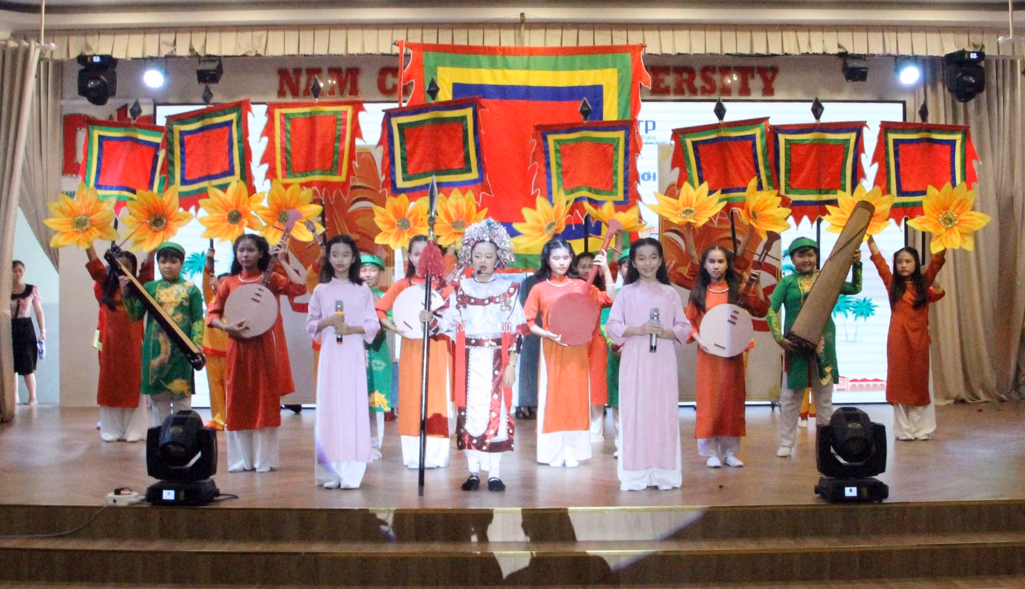 Tạo sân chơi cho thiếu nhi Đồng bằng sông Cửu Long “vươn ra thế giới” ảnh 2