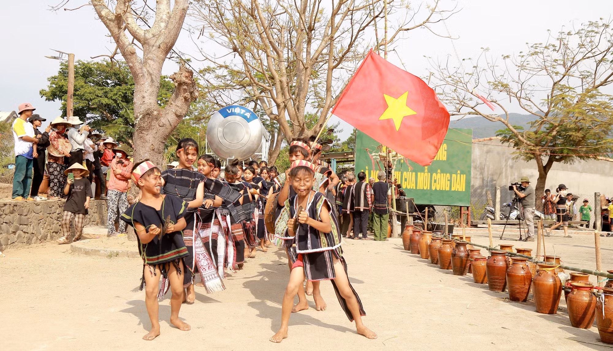 Về Prăng xem Sơmă Kơcham của người Bahnar ảnh 3