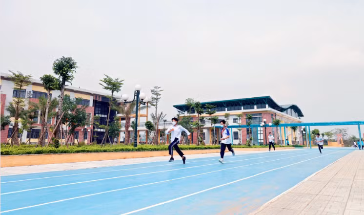 Vĩnh Phúc tăng cường đầu tư cơ sở vật chất cho giáo dục ảnh 2