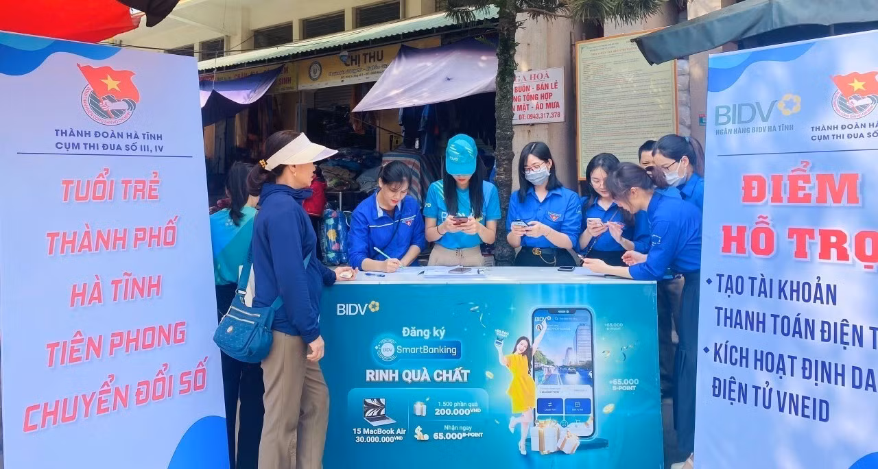 Tháng Thanh niên 2023: Tuổi trẻ Hà Tĩnh sáng tạo, tiên phong chuyển đổi số ảnh 2