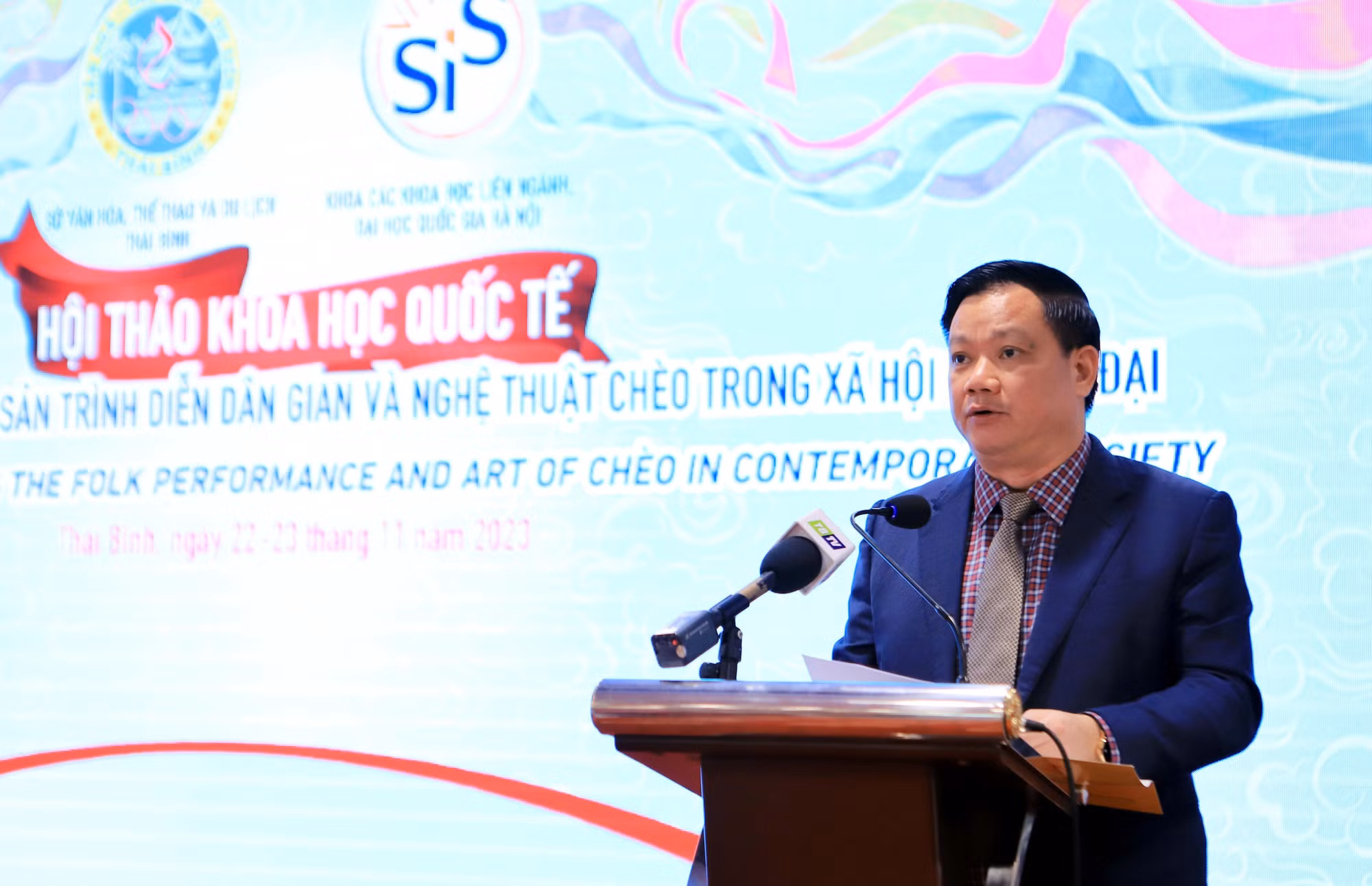 Bảo vệ và phát huy giá trị di sản trình diễn dân gian và nghệ thuật Chèo ảnh 1