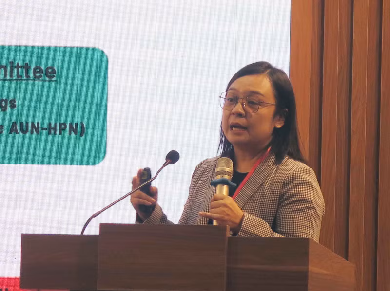 Chia sẻ hướng tiếp cận mới của y học trong chăm sóc sức khỏe toàn cầu ảnh 1