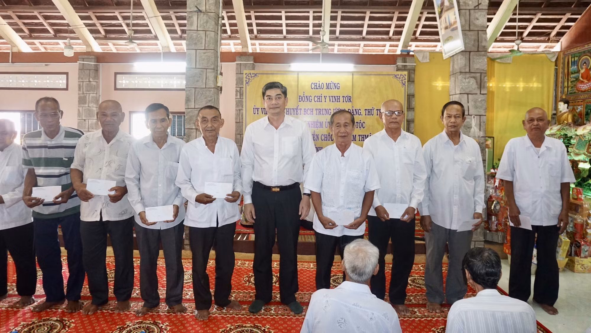Ủy ban Dân tộc chúc mừng Tết cổ Chôl Chnăm Thmây của đồng bào dân tộc Khmer An Giang ảnh 5