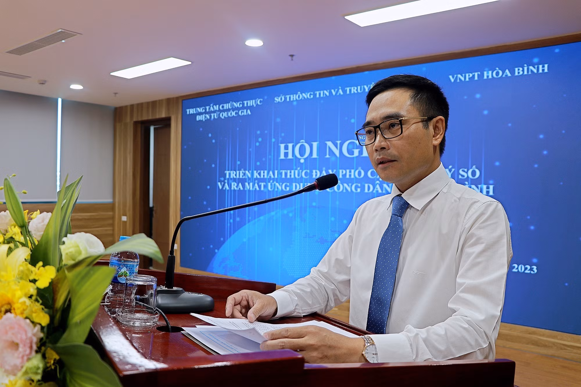 Hòa Bình thúc đẩy phổ cập chữ ký số và ra mắt ứng dụng công dân số ảnh 1