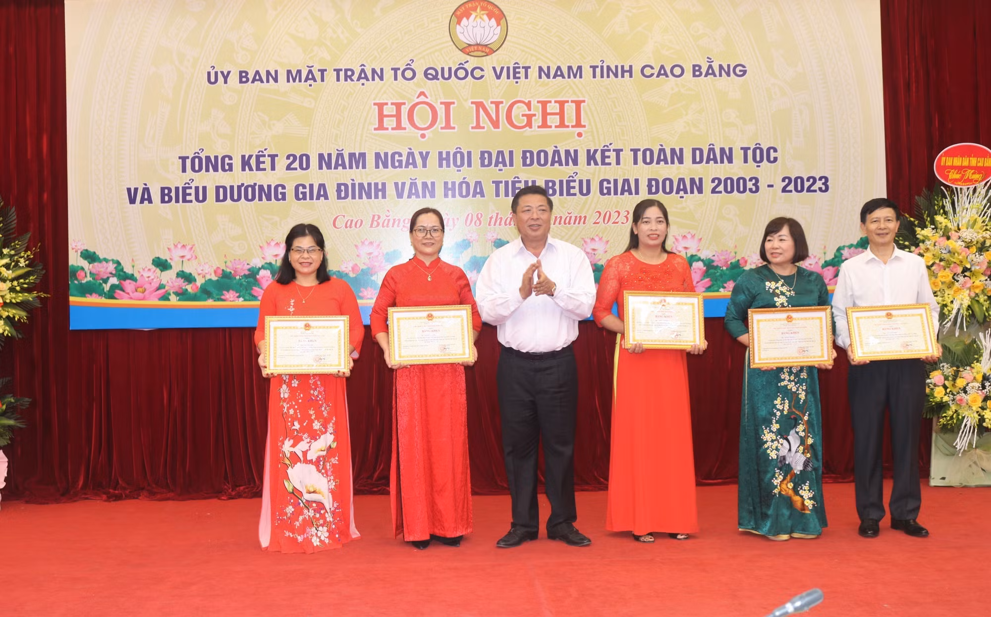 Cao Bằng tổ chức Ngày hội Đại đoàn kết toàn dân tộc thiết thực, tránh hình thức ảnh 1