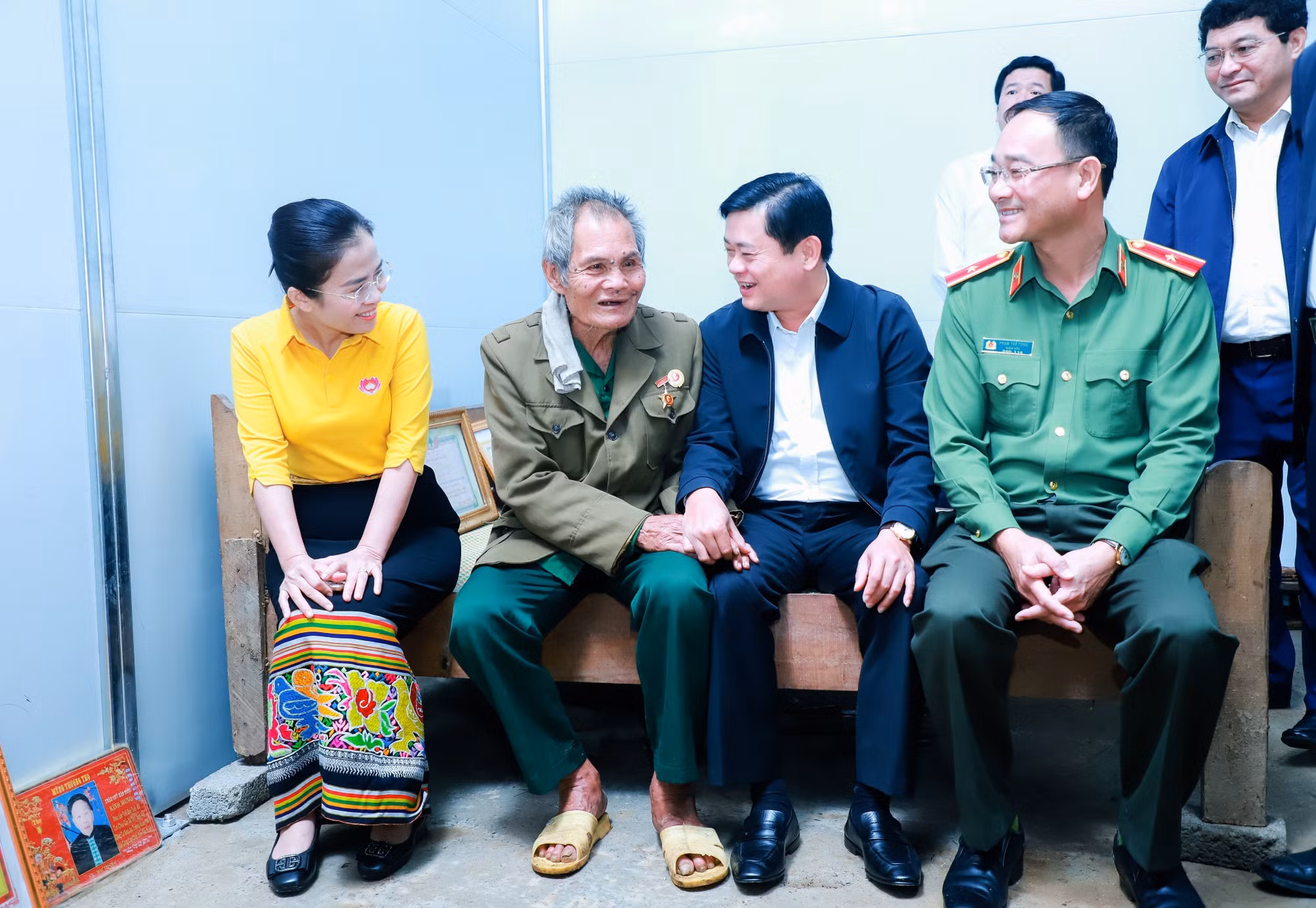 Nghệ An hỗ trợ xây dựng nhà ở cho gia đình khó khăn ảnh 6