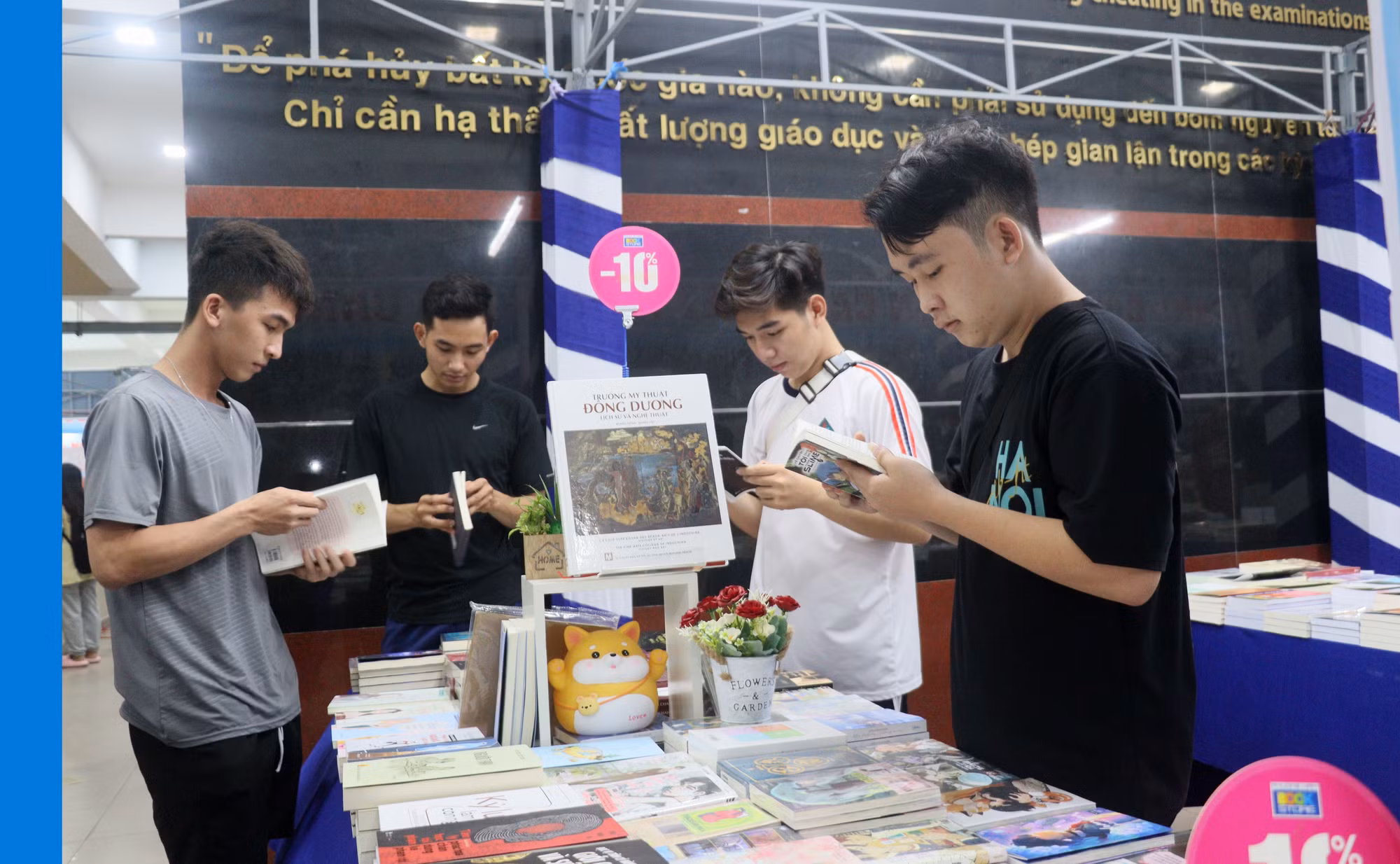 Vĩnh Long: Phát triển văn hóa đọc, xây dựng xã hội học tập ảnh 1