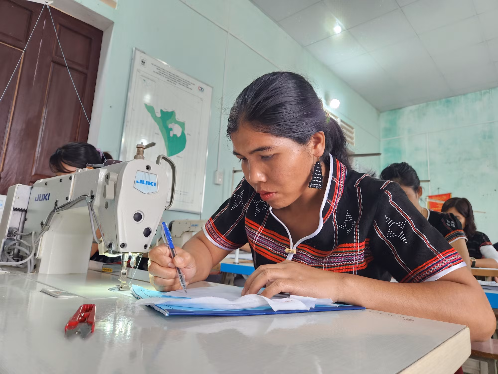 Thừa Thiên - Huế giúp đồng bào dân tộc thiểu số làm chủ kinh tế ảnh 2