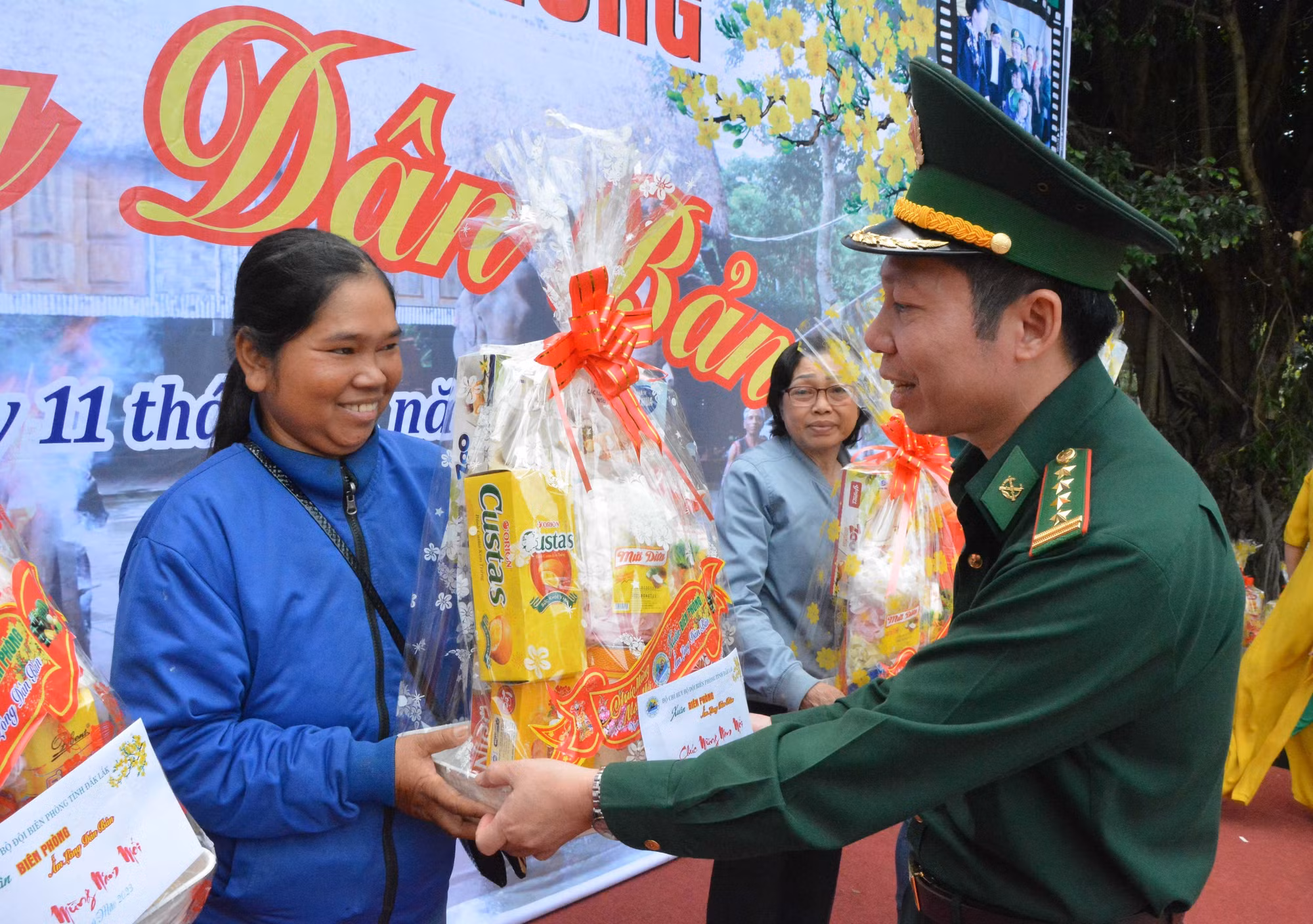 Chương trình “Xuân Biên phòng - Ấm lòng dân bản” tại Đắk Lắk ​ ảnh 2