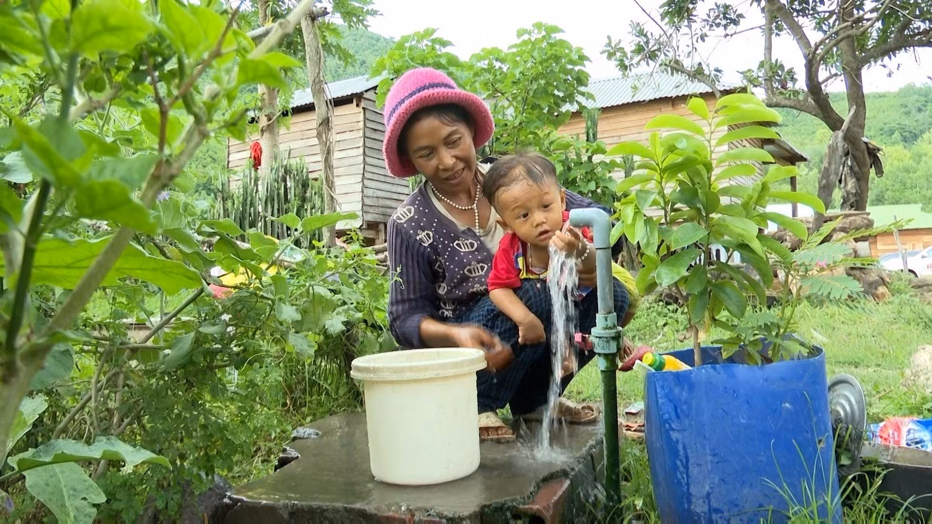 Nước sạch về buôn làng ở huyện Krông Pa ảnh 2