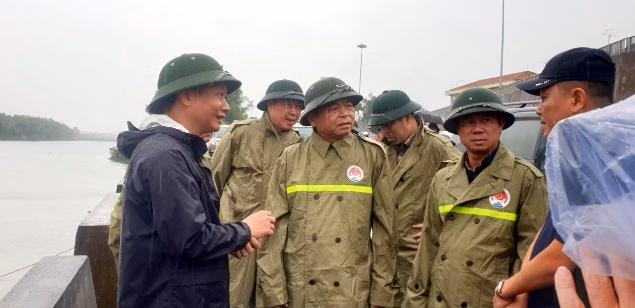 Ứng phó với bão số 1: Kiểm tra công tác phòng, chống bão tại Quảng Ninh ảnh 3