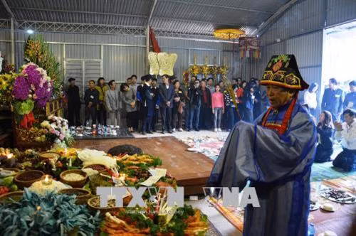 Nghi thức tế lễ tại Lễ hội đền Đông Cuông . Ảnh: Tuấn Anh-TTXVN