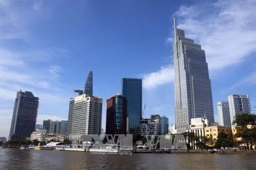 Một góc trung tâm quận 1, Thành phố Hồ Chí Minh trên đà phát triển. Ảnh: Hoàng Hải-TTXVN