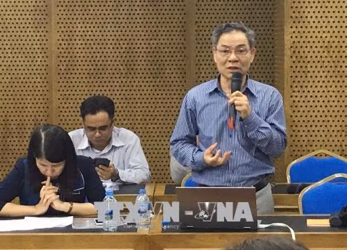 Tiến sĩ Trần Văn Hà, Viện Dân tộc, Viện Hàn lâm Khoa học và xã hội Việt Nam phát biểu tại hội thảo. Ảnh: Phan Thanh Vũ-TTXVN
