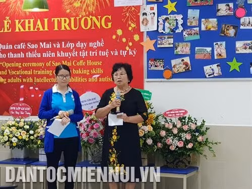 Giám đốc Trung tâm Sao Mai Đỗ Thuý Lan phát biểu tại lễ Khai trương. Ảnh: Nhật An