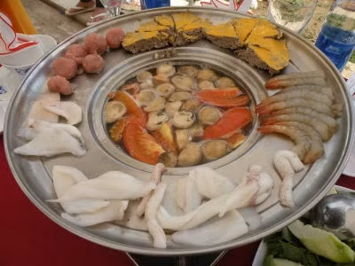 Lẩu cua đồng hải sản