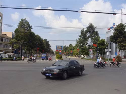Bộ mặt thành phố Cao Lãnh (Đồng Tháp) ngày một khang trang, hiện đại