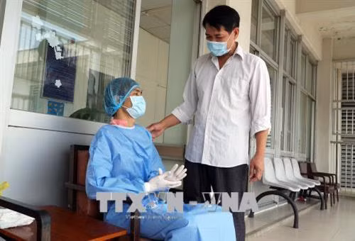 Bệnh nhân Nguyễn Quốc Hùng, nam 29 tuổi, ở Tiền Giang được ghép tim tại Bệnh viện Chợ Rẫy hiện sức khoẻ đã ổn định. Ảnh: Phương Vy-TTXVN.