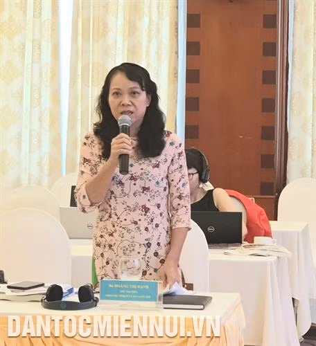 Thứ trưởng, Phó Chủ nhiệm Ủy ban Dân tộc Hoàng Thị Hạnh phát biểu tại Hội thảo. Ảnh: Hoàng Hải