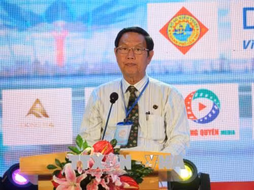 Ông Lê Văn Tâm, Phó Chủ tịch UBND thành phố phát biểu tại lễ hội. Ảnh: Ánh Tuyết - TTXVN