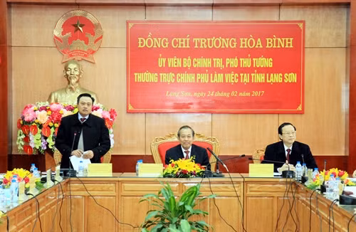 Ngày 24/2/2017, Phó Thủ tướng Thường trực Chính phủ Trương Hòa Bình cùng đoàn công tác của Chính phủ đến thăm và làm việc với tỉnh Lạng Sơn. Ảnh